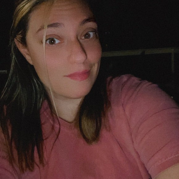 Meet your Posher, Marissa - Picture 1 of 7